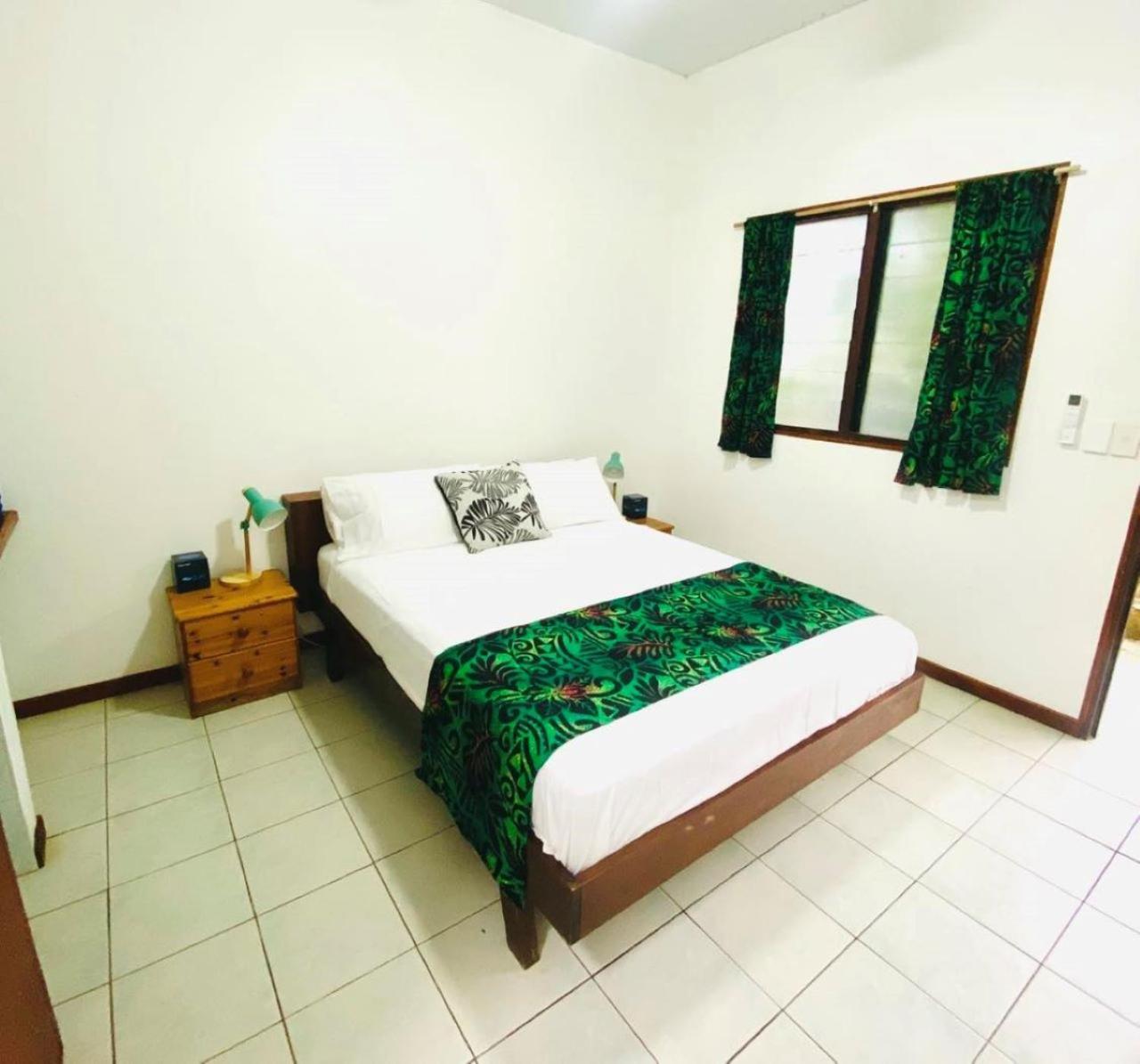 Travellers Motel Vanuatu Port Vila Exteriör bild